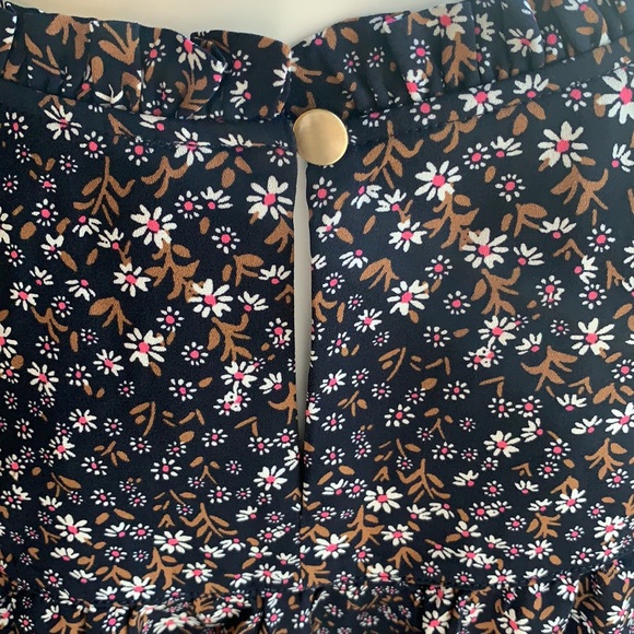 Loft Floral Ruffle Neck Rib Blouse - Picture 10 of 13